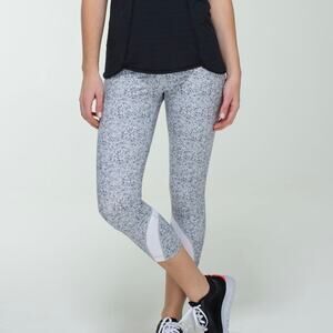 LULULEMON Run Inspire Crop II All Luxtreme Leggings 4
